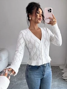 SHEIN Elenzya Cárdigan de punto estilo vintage francés primavera/verano, cuello en V, manga larga, abotonadura sencilla, patrón de diamante hueco, bajo con volantes, chaqueta corta, estilo casual para ir al trabajo, campus, citas, versátil para capas, estilo femenino, cárdigan abierto para mujer - Beis - Ver 6
