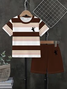 SHEIN 1套帥氣男孩條紋短袖上衣與短褲套裝，夏季百搭時尚休閒童裝，高質感印花設計氛圍感十足，適合拍照，適用於日常出遊、上學、度假旅行等多場合，可多樣穿搭，理想禮物選擇，為小男孩打造清新時尚活力造型 - 彩色 - 查看 3