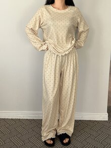 DAZY Polka Dot Print Full Foliage Lettuce Trim Loose Pajama Set, Fall Winter Clothes - Yellow - View 4