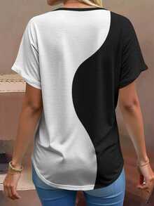 EMERY ROSE Plus Size Women's Halloween Ghost Face BOO Graphic Black White Colorblock V-Neck Tee,Retro Fun Fall Spooky Season Casual Top With Rolled Up Cuffs - Multicolor - View 2