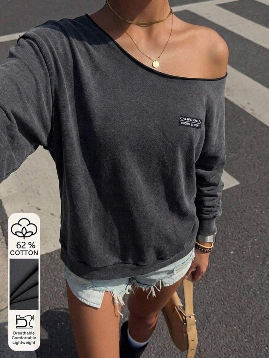 SHEIN Sweatshirt Remaja Perempuan dengan Bahu Asimetris dan Motif Kepingan Salju Lengan Panjang - Dark Grey - View 1