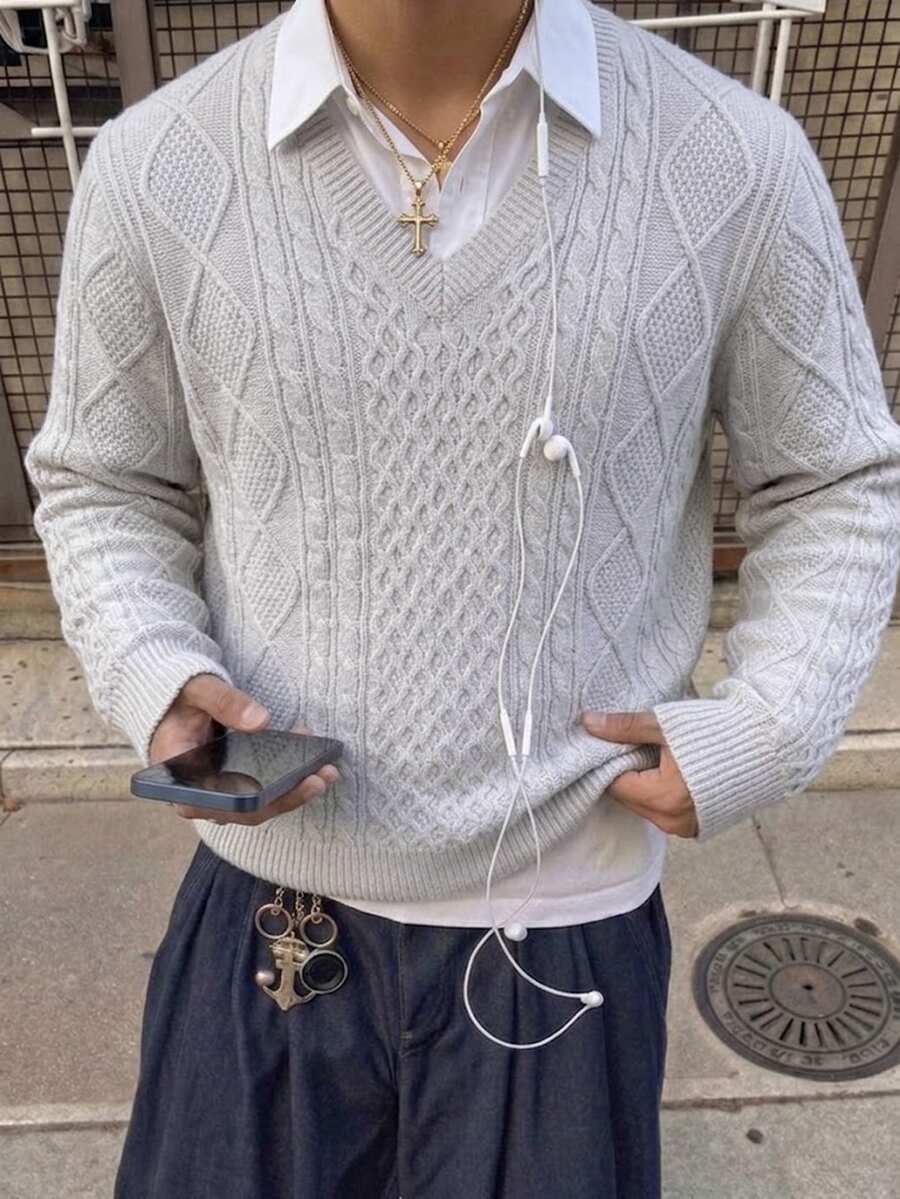 Resyla Men 男士新款秋冬純色圓領長袖麻花編織紋理毛衣,極簡休閒時尚百搭通勤日常穿搭 - 淺灰色 - 查看 1