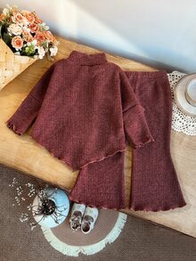 SHEIN Playful Pals 2件組幼女針織上衣喇叭褲套裝，甜美優雅粉色蝴蝶結羅紋蝙蝠袖小高領，生日派對秋季假期聖誕穿著，溫柔舒適 - 酒紅色 - 查看 2