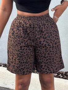 Alexandranx Loose Fashionable Women Leopard Print Corduroy Shorts With Elastic Waistband And Pockets - Coffee Brown - View 3