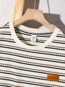 SHEIN 2件組青少年男童休閒條紋圓領套頭短袖寬鬆T恤與直筒寬鬆口袋長褲套裝 - 彩色 - 查看 5