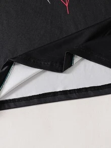 SHEIN Sparklyn 1件青少年音樂節街頭風基礎哥德龐克條紋拼接 2合1 哥德印花圓領寬鬆長袖T恤 - 彩色 - 查看 4