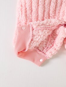 SHEIN 新生女嬰秋冬套裝，可愛卡通刺繡熊毛絨連身褲，3件式外出套裝 - 彩色 - 查看 13