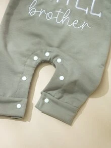 SHEIN 2件組新生兒男嬰攝影套裝 小弟弟刺繡嬰兒迎新服 嬰兒洗禮禮物 1個月/3個月嬰兒拍照道具 - 灰色 - 查看 4