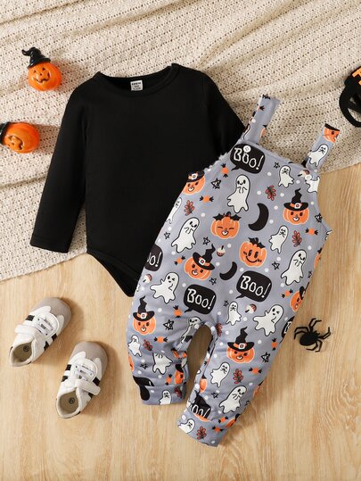 SHEIN 2pcs/Set Boys Solid Black Cold Shoulder Long Sleeve Romper And Halloween Element Print Overall Jumpsuit, Jumpsuit Body Full Print Playful Ghosts, Smiling Pumpkins, Crescent Moons, Boo! Funny Slogans And Other Halloween Elements, Cute And Quirky, Perfect For Halloween Outfits, Autumn/Winter Wear, Halloween Elements, Rompers