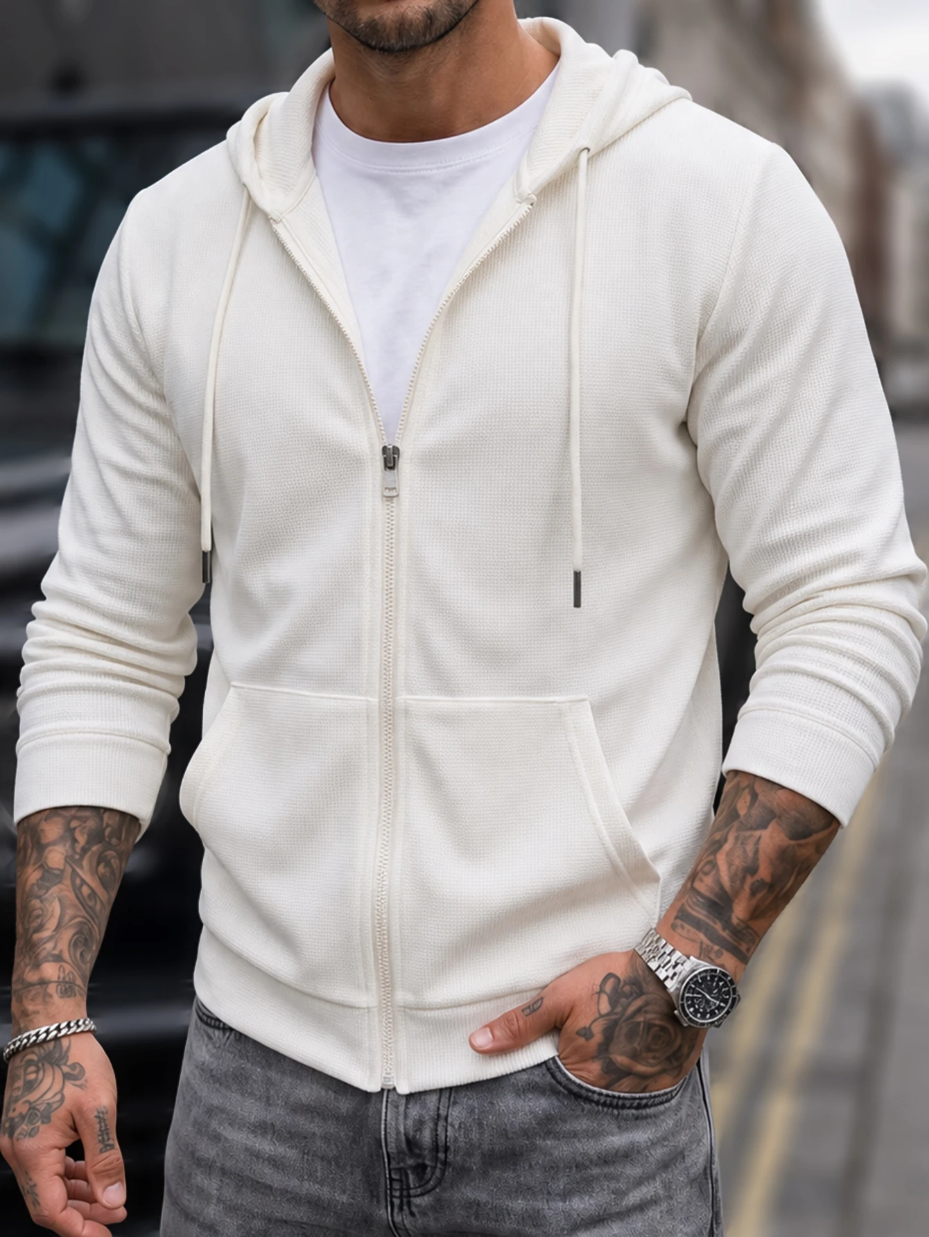 Manfinity CasualCool جاكيت رجالي بغطاء رأس وسحاب، تصميم لون موحد بسيط. كارديجان كلاسيكي بسحاب أمامي مع غطاء رأس برباط وجيوب جانبية عملية. مناسب للارتداء اليومي، مناسب للتنقل والمشي والرحلات القصيرة والتسوق والأنشطة الخارجية وتمارين اللياقة البدنية.