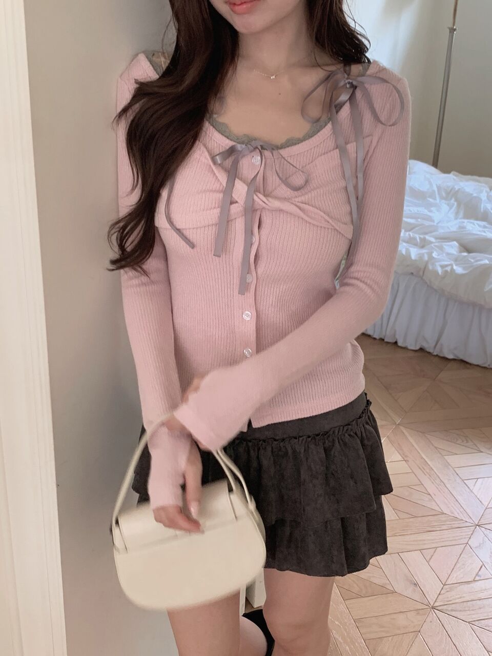 Women's V-Neck Lace Patchwork Long Sleeve T-Shirt