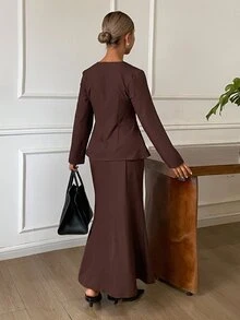 DAZY Setelan Santai Wanita untuk Liburan, Atasan Peplum Kancing Depan Polos & Rok Model Duyung - Coffee Brown - View 2