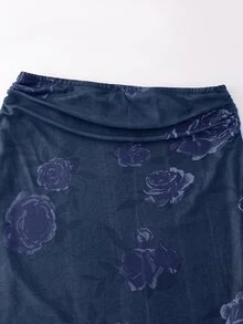 SHEIN Rose Print T-Shirt And Mermaid Hem Skirt 2 Pieces Set (Asymmetric Print) - Navy Blue - View 5