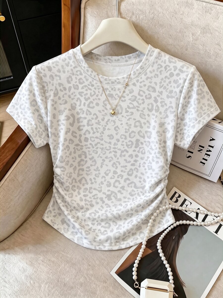 Franclia 女款 T-shirt 夏季出遊上衣,圓領收腰設計,淺灰色豹紋印花圖案風,日常穿著,休閒百搭通勤風 - 彩色 - 查看 1