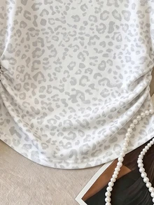 Franclia 女款 T-shirt 夏季出遊上衣，圓領收腰設計，淺灰色豹紋印花圖案風，日常穿著，休閒百搭通勤風 - 彩色 - 查看 5