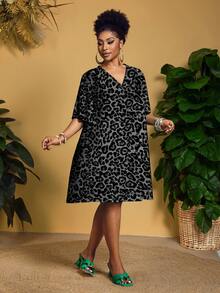 Slaydiva Plus Size Women's Summer Leopard Print V-Neck Loose Casual Versatile Short Sleeve Dress - Multicolor - View 5