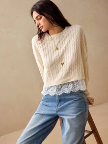 Willow Rêve 女款奶油色蕾絲下擺拼接麻花編織毛衣，甜美風格，休閒風格，浪漫風格，可愛上衣，女款職場上衣，女款優雅上衣，毛衣 - 奶油色 - 查看 7