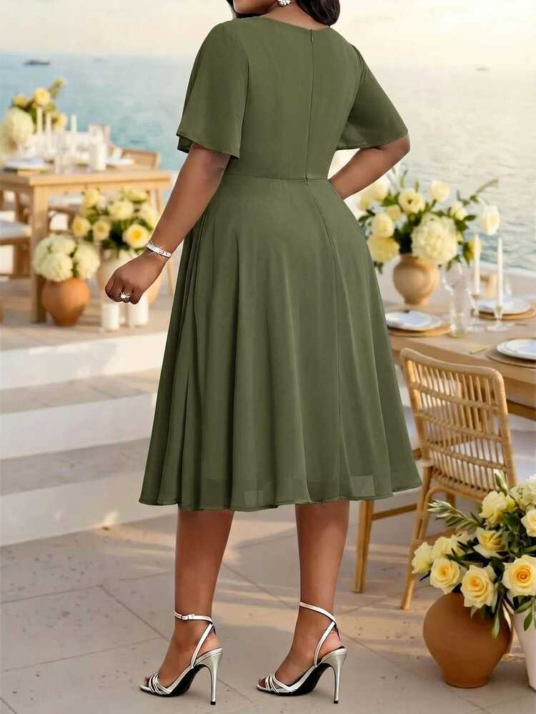 Fleurora Plus Size Summer Elegant Solid Color Waist-Cinching Dress - Army Green - View 2