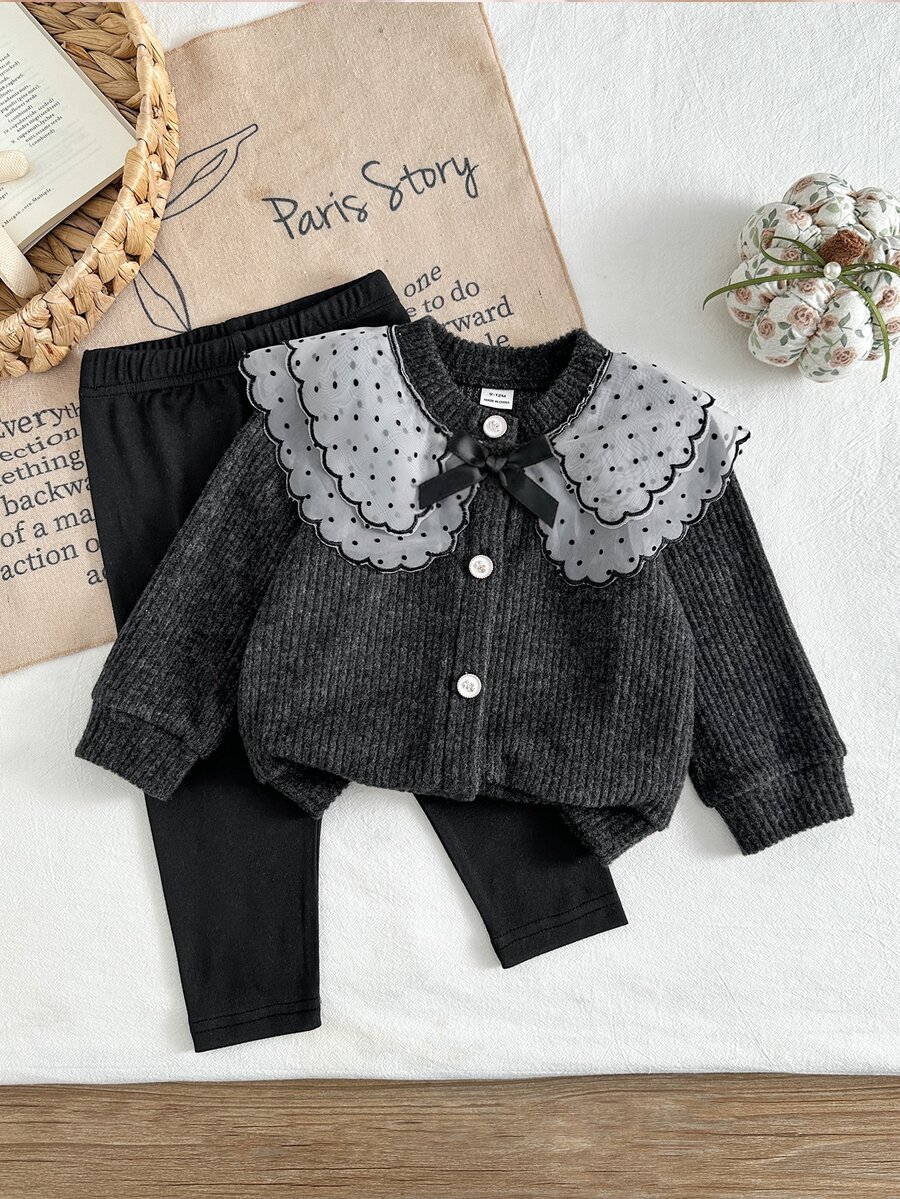 SHEIN Playful Pals 女嬰幼兒新生兒 0-3 歲秋冬時尚針織毛絨羅紋 3D 蝴蝶結開襟外套 + 緊身褲套裝,戶外穿搭 - 黑色 - 查看 1