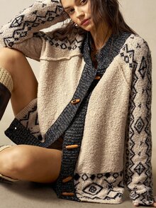 Bohemela Plus Size Vintage Fashion Horn Button Jacquard Long Sleeve Knit Cardigan - Multicolor - View 1