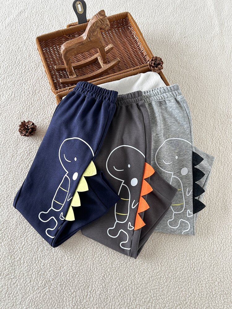 SHEIN Playful Pals Quần dài nỉ thể thao phong cách đường phố đại học casual cho bé trai, họa tiết khủng long dễ thương, màu xám + kaki + xanh navy, set 3 quần, phù hợp mặc hằng ngày, đi học, du lịch, chơi thể thao, mùa xuân thu, đi chơi, nghỉ lễ, thư giãn, tắm nắng - Nhiều màu - Xem 7