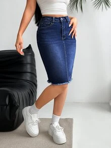 Rivivi 女式纽扣腰带环口袋毛边下摆设计修身时尚牛仔半身裙 - 深色水洗藍 - 查看 4