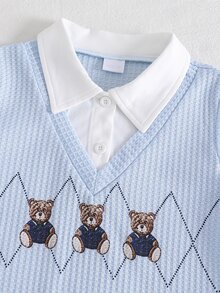 SHEIN 2件組小男孩套裝，兒童針織舒適長袖 Polo 2合1衛衣，胸前時尚帥氣小眾設計印花上衣，搭配卡其色休閒長褲，彈性腰頭設計，寬鬆版型，適合秋季度假、上學、日常外出等場合 - 藍色 - 查看 5
