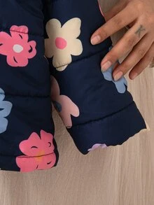 SHEIN 女嬰連帽羽絨外套可愛甜美海軍藍粉藍花卉印花絎縫長袖加厚冬季度假冬日假期款 - 藏蓝色 - 查看 5