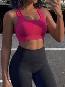 SHEIN Core Rhythm ملابس علوية رياضي بدون خياطة لليوغا مع أكواب ثابتة، لا ينزلق، لليوغا واللياقة البدنية والتمارين الرياضية - روز أحمر - مشاهدة 3