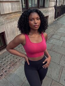 SHEIN Core Rhythm ملابس علوية رياضي بدون خياطة لليوغا مع أكواب ثابتة، لا ينزلق، لليوغا واللياقة البدنية والتمارين الرياضية - روز أحمر - مشاهدة 4