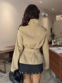 Aloruh 卡其色收腰短款風衣女款，適合秋冬穿著 - 卡其色 - 查看 10
