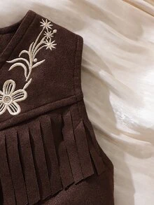 SHEIN Elladie kids 女童波希米亞風流蘇背心外套，棕色鈕扣花卉刺繡麂皮，復古丹寧風，日常穿著、學校、度假適用 - 棕色 - 查看 12