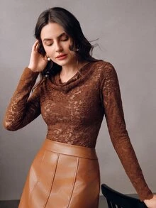 Anewsta Kaos Wanita Warna Cokelat Tua dengan Kerah Berlipat, Motif Bunga Berongga, Lengan Panjang, Pas Badan, Transparan, Cocok untuk Perjalanan, Kencan, atau Sebagai Lapisan Dalam, Cocok untuk Musim Semi/Gugur - Coklat - View 5