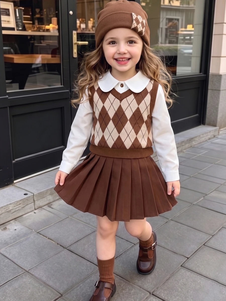 SHEIN Elladie kids 3 件套年轻女孩简约长袖衬衫、菱形格子背心和百褶裙校园风格服装 - 棕色 - 查看 1