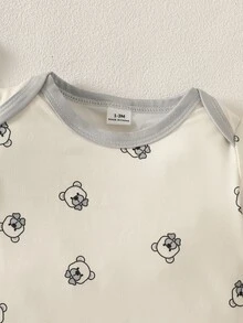 SHEIN 5件套卡通小熊印花婴儿围兜、帽子、手套和襁褓毯，可爱设计，适合庆祝派对和日常穿着，适合0-1岁婴儿，春夏新品 - 米色 - 查看 6