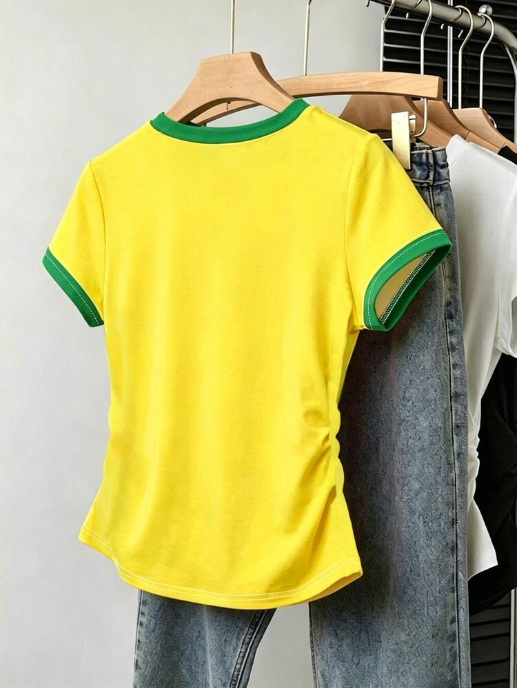 Teen Girls American Retro Brazilian Theme Print Side Cinched Waist Slim Fit Round Neck Short Sleeve T-Shirt, Suitable For Summer, Personalized T-Shirt, Yellow Green Color Block Striped Pattern T-Shirt, Suitable For Spring And Summer, Easy And Comfortable, Campus Outing Season, Campus Outing, Vibrant Wear, Daily Refresh, Comfortable And Easy To Wear, Easy Sports, Basic Style, Daily Fashion. - Multicolor - View 2