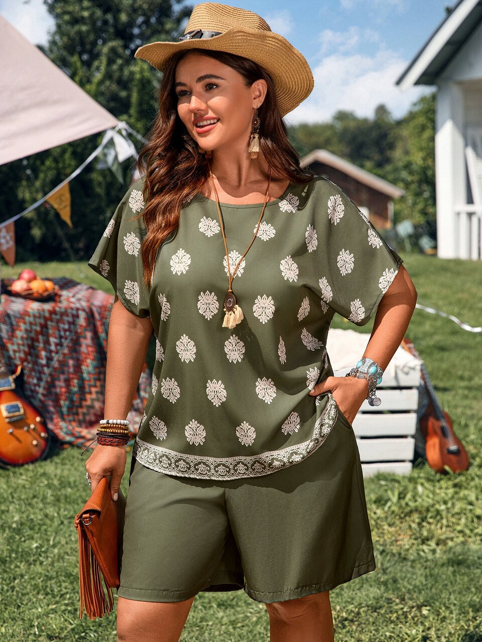 2pcs/Set Plus Size Women Army Green Floral Print Short Sleeve Top And Shorts,Summer Boho Vacation Holiday Outfits,Music Festival Two Piece Set
