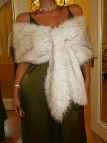 GalTyme Plus Size Fashion Elegant Faux Fur Shawl Coat Winter - White - View 8