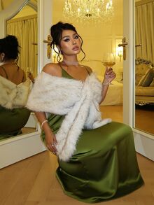 GalTyme Plus Size Fashion Elegant Faux Fur Shawl Coat Winter - White - View 1