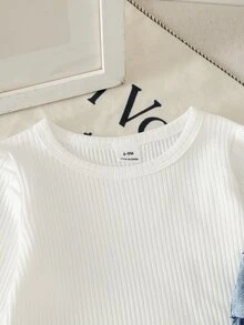SHEIN 2件組女嬰春夏秋冬白色與藍色拼色清新甜美風蝴蝶結刺繡牛仔吊帶褲搭配羅紋長袖上衣套裝 寬鬆款 - 白色 - 查看 6