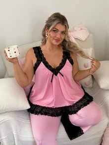 Slumberry CURVE Atasan Piyama Rajut Nyaman Ukuran Plus dengan Motif Renda Kontras Warna yang Manis dan Romantis, Kerah V, dan Motif Patchwork. - Berwarna merah muda - View 5