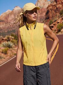 WanderVale Minimalist Casual Zipper Outdoor Sports Vest Jacket - Yellow - View 4