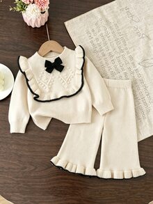 SHEIN Vintaside Kids 女嬰針織套裝 2 件組，法式荷葉邊套頭上衣配手工蝴蝶結，可愛優雅甜美針織長褲，舒適柔軟，適合日常穿著、外出、旅行、上學、秋冬、派對、休閒、假日 - 米色 - 查看 10