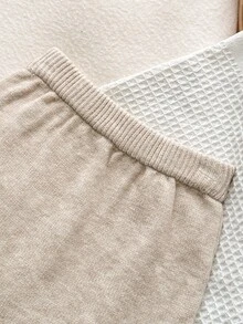 SHEIN Vintaside Kids 女嬰針織毛衣套裝，米色兩件式，圓領落肩A字裙，3D蝴蝶結，柔軟家庭拍照穿搭秋季可愛款 - 杏色 - 查看 6