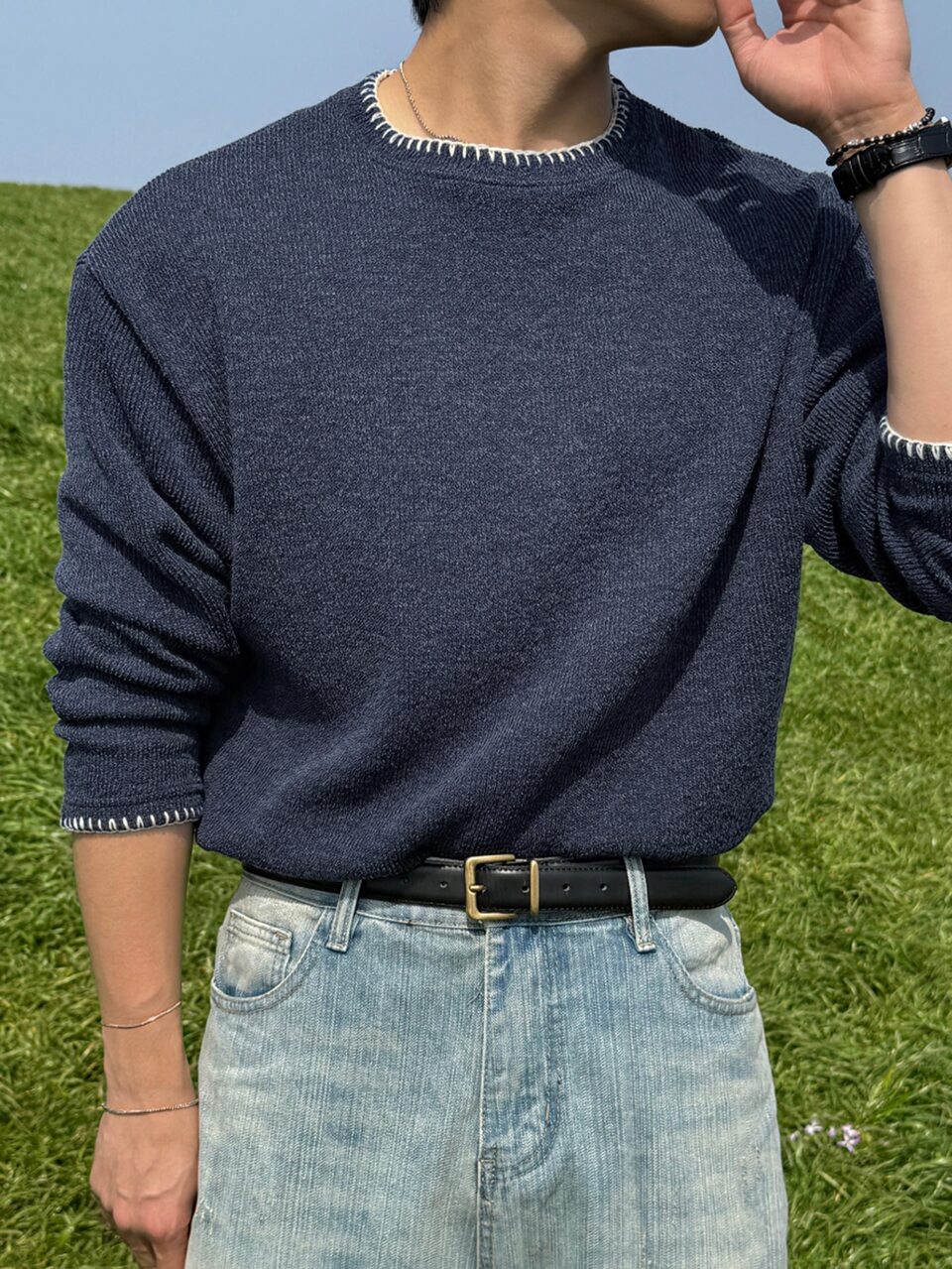 Men's Long Sleeve Blue Knit Fabric Crew Neck T-Shirt With Contrast Stitching Design
