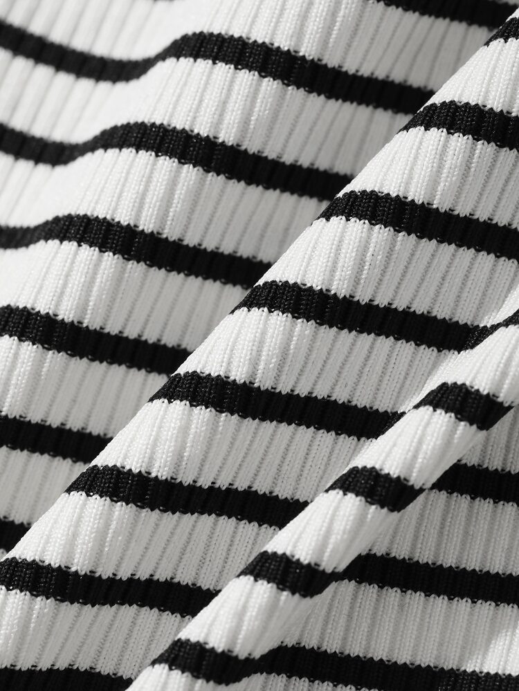 FRIFUL Women's Wavy Ruffle Trim Black And White Striped Loose Contrast Edge Short Sleeve T-Shirt, Summer Casual Top For School Graduation College Brunch - Black and White - View 3