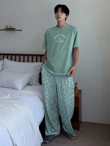 DAZY Spring Short Sleeve Blue-Green T-Shirt With White Letter Print Paired With Floral Print Long Pants Men's Loungewear Set - Multicolor - View 1