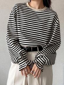 Dazy Plus Round Neck Striped Loose Flare Cuff Casual T-Shirt For Girls, Spring/Plus Size Autumn Oversized T Shirts For Women - Black and White - View 3