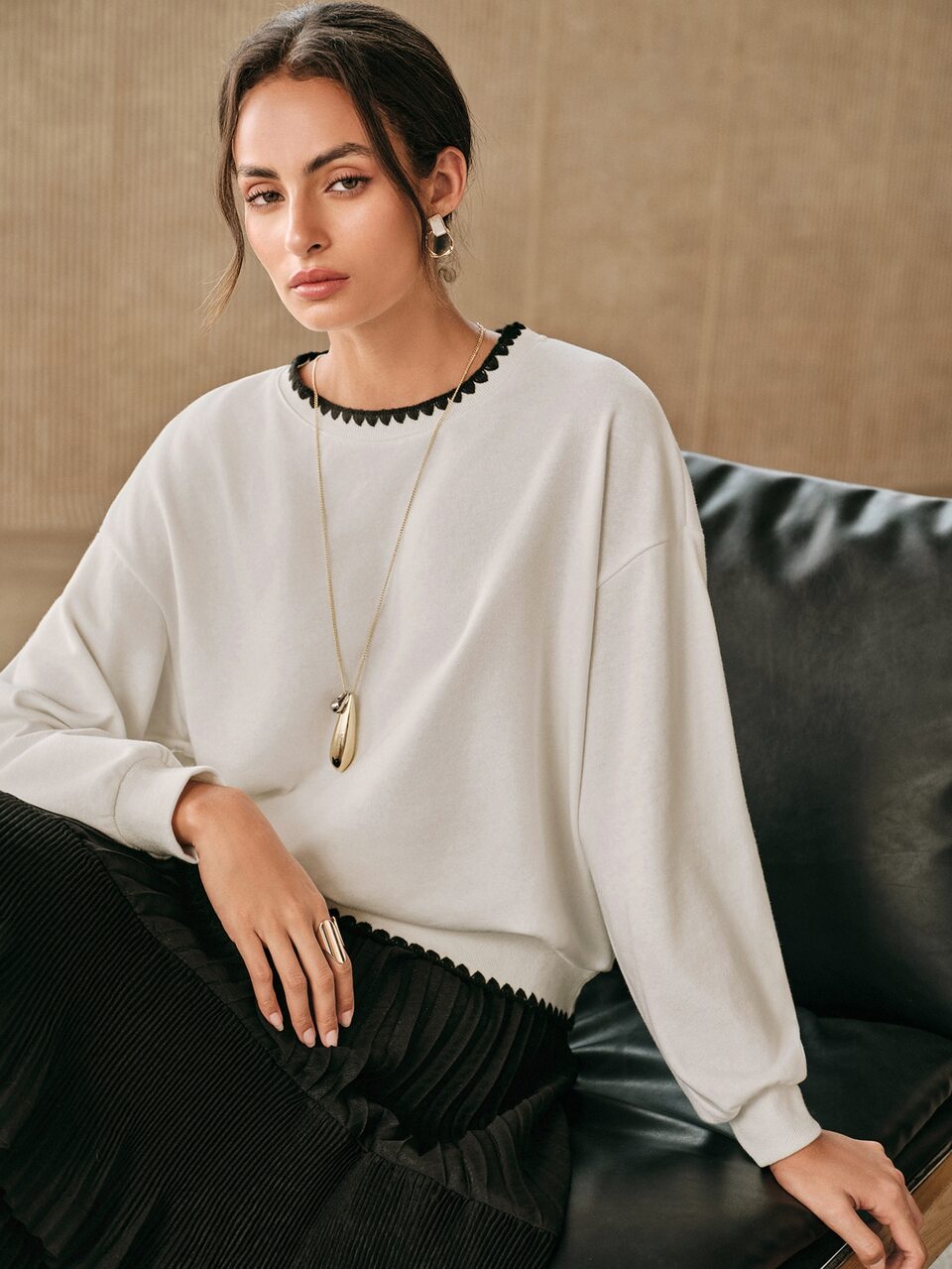 Anewsta Women's Colorblock Casual Versatile Daily Long Sleeve Sweatshirt