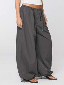 COUREZ Calça Plissada Baggy Balão com Toggles / Calça Y2K Feminina Cinza Parte Inferior Calça Feminina Casual Looks de Outono Roupas de Outono - Chumbo - Visão 4